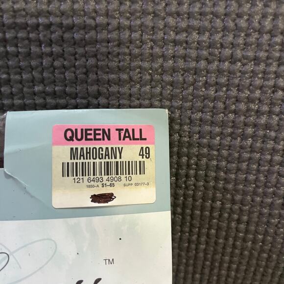 Worthington Sheer Caress Silky Sheer Control Top Pantyhose Sz Q Tall Sandalfoot - Picture 2 of 3